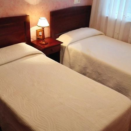 Apartamentos Los Balcones Tineo Ngoại thất bức ảnh